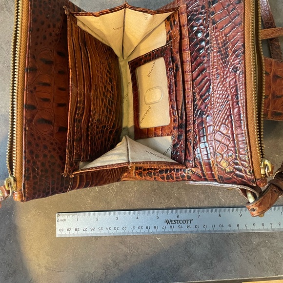 Brahmin crossbody bag, Mojito. Pecan crocodile embossed leather - Picture 3 of 9